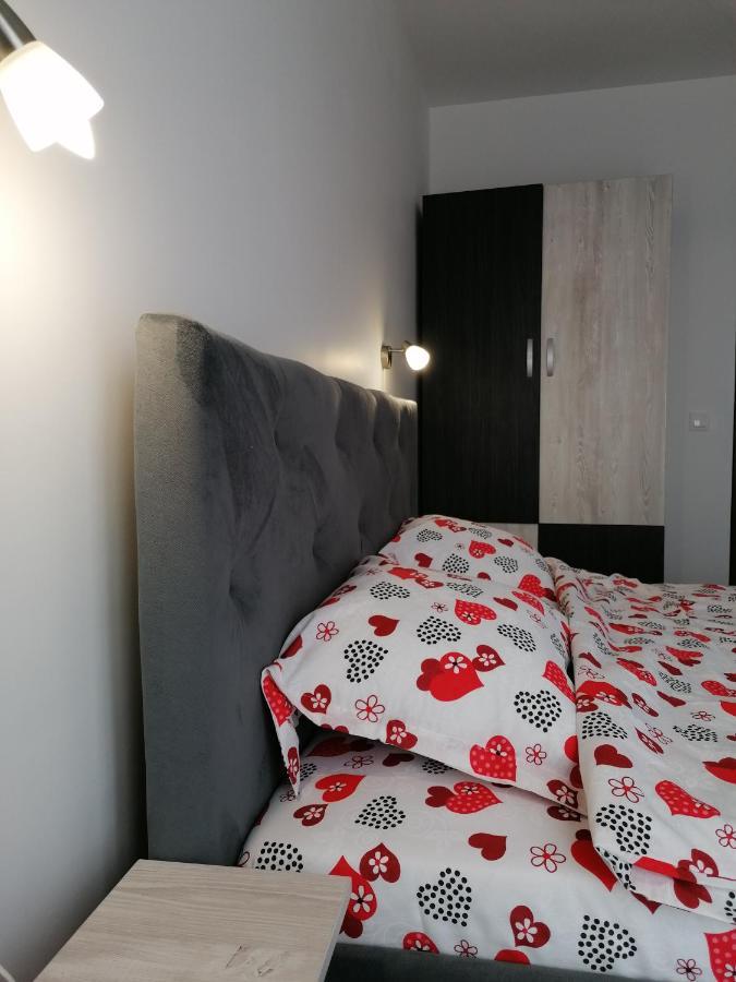 Ama Apartament Cu Terasa 50 Mp & Parcare براشوف المظهر الخارجي الصورة