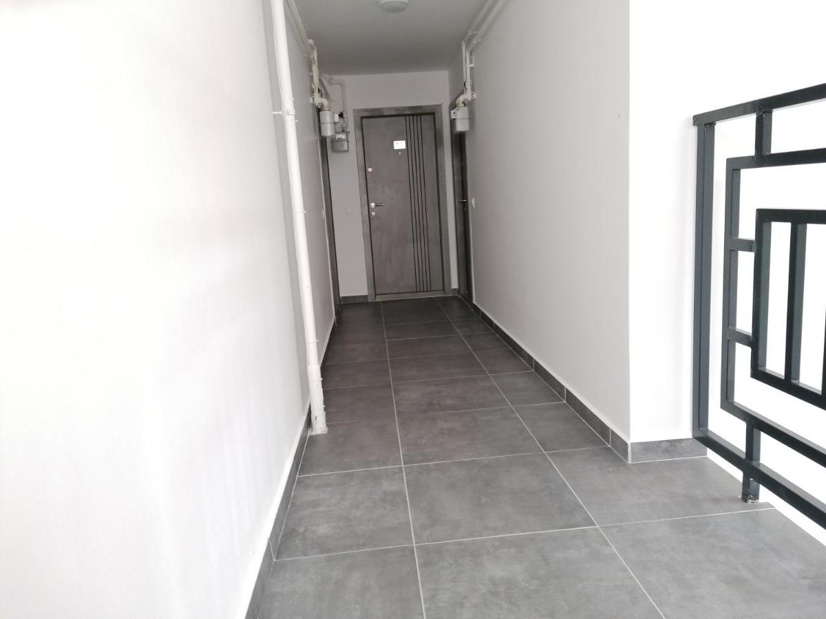 Ama Apartament Cu Terasa 50 Mp & Parcare براشوف المظهر الخارجي الصورة